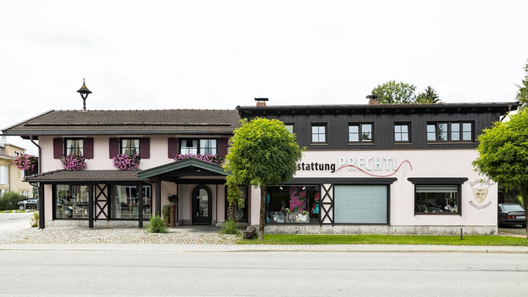 Gaestehaus Sattlerhof Бернау-ам-Кімзе Екстер'єр фото